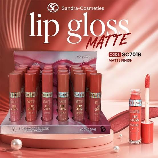 Sandra cosmetics lip gloss matte درجات