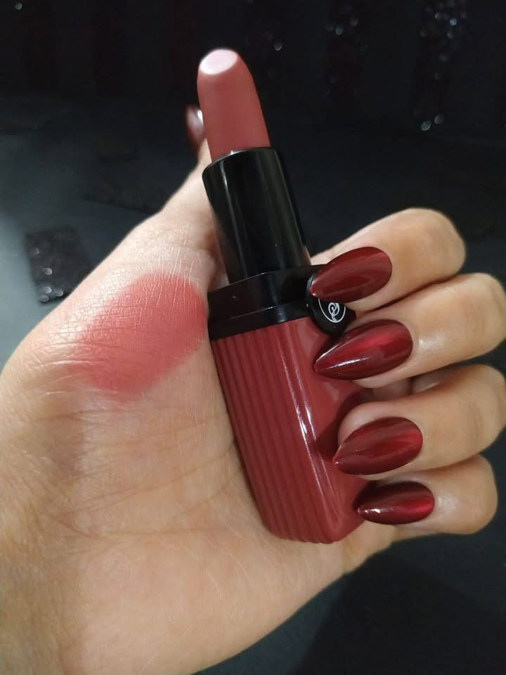 Shine queen matte lip stick درجات